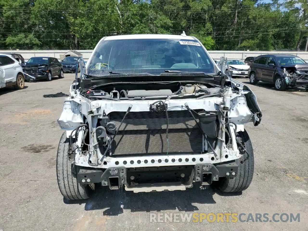 5 Photograph of a damaged car 1GNSCLED3MR458377 CHEVROLET TAHOE 2021