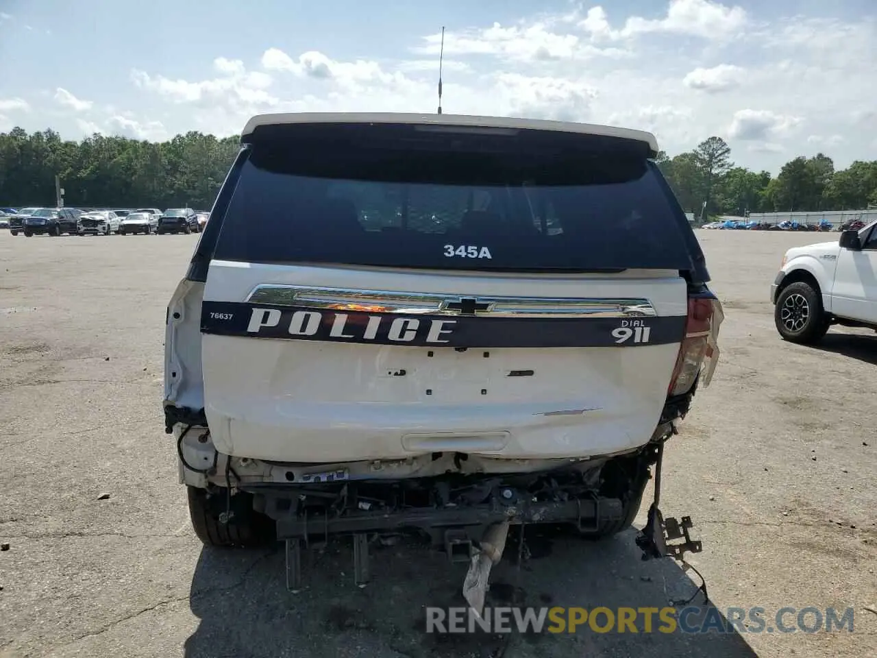 6 Photograph of a damaged car 1GNSCLED3MR458377 CHEVROLET TAHOE 2021