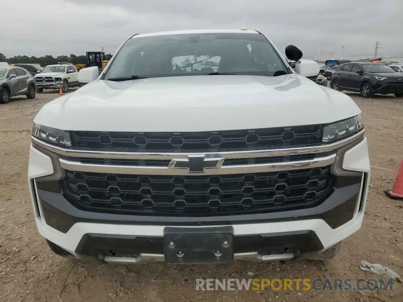 5 Photograph of a damaged car 1GNSCLED8MR467155 CHEVROLET TAHOE 2021