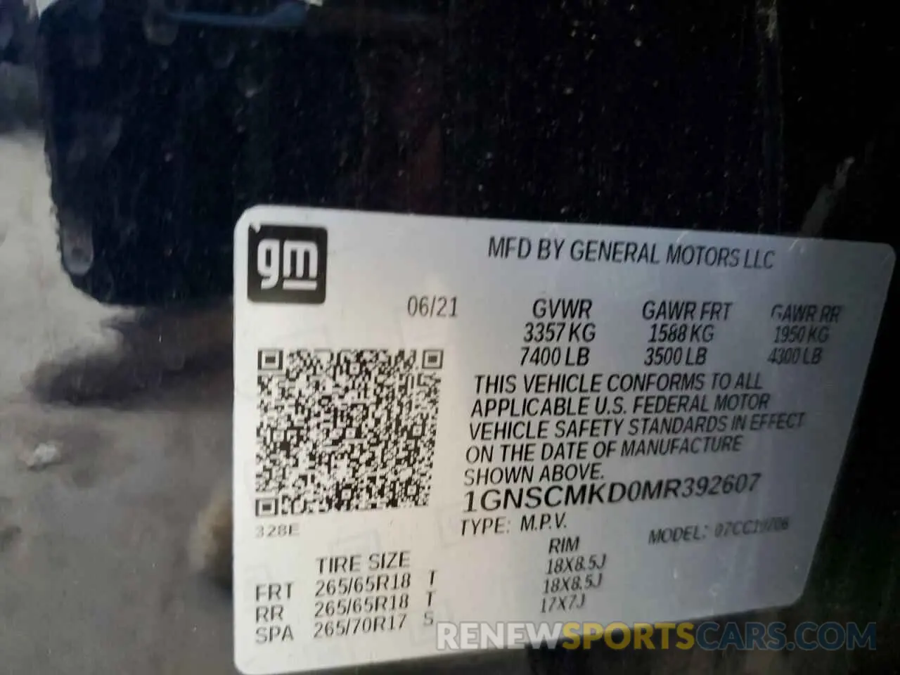 13 Photograph of a damaged car 1GNSCMKD0MR392607 CHEVROLET TAHOE 2021