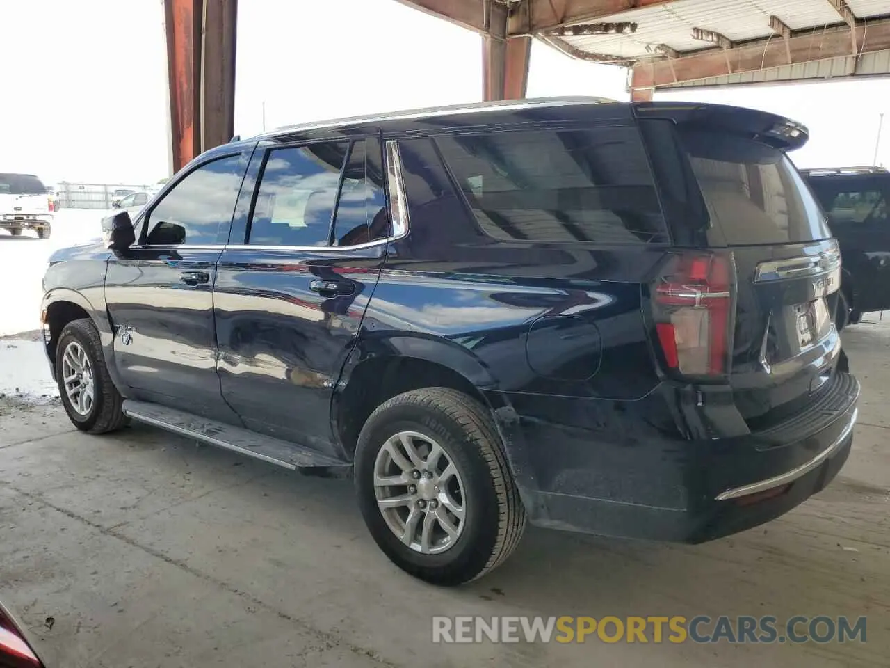 2 Photograph of a damaged car 1GNSCMKD0MR392607 CHEVROLET TAHOE 2021