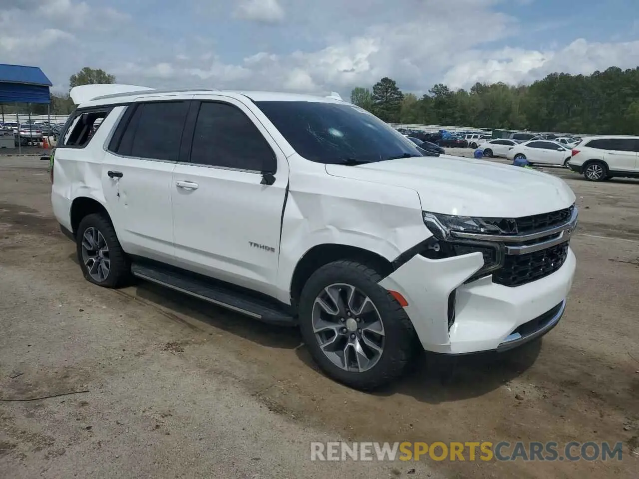 4 Photograph of a damaged car 1GNSCMKD5MR381599 CHEVROLET TAHOE 2021