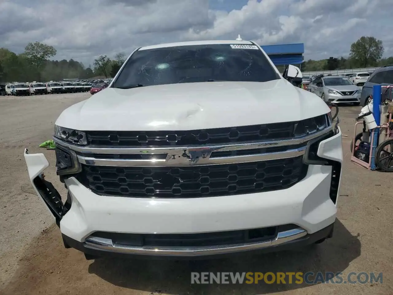 5 Photograph of a damaged car 1GNSCMKD5MR381599 CHEVROLET TAHOE 2021