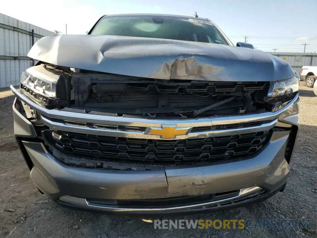 5 Photograph of a damaged car 1GNSCMKD8MR454528 CHEVROLET TAHOE 2021