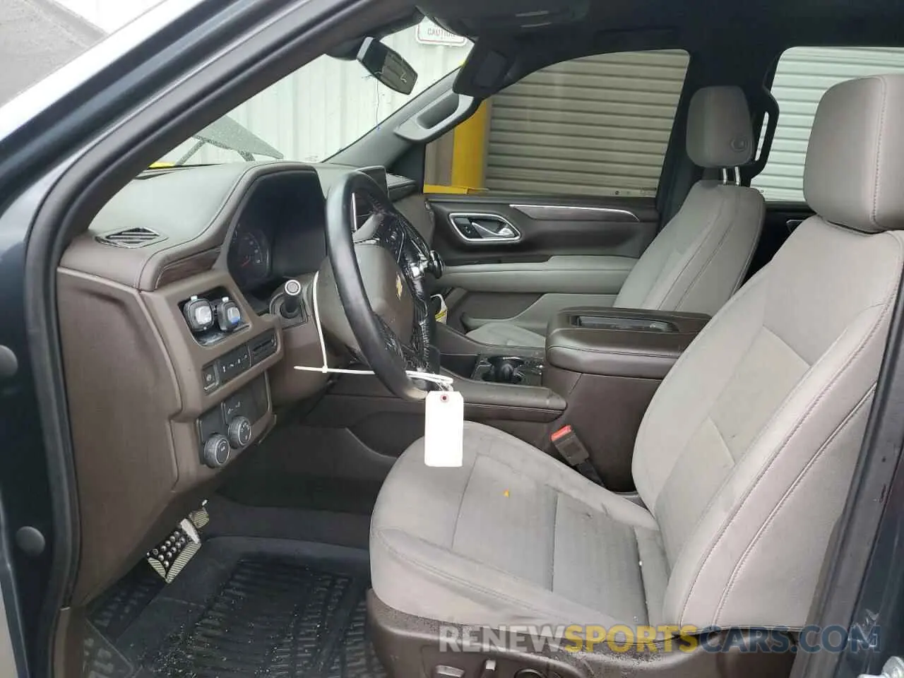 7 Photograph of a damaged car 1GNSCMKT1MR340734 CHEVROLET TAHOE 2021