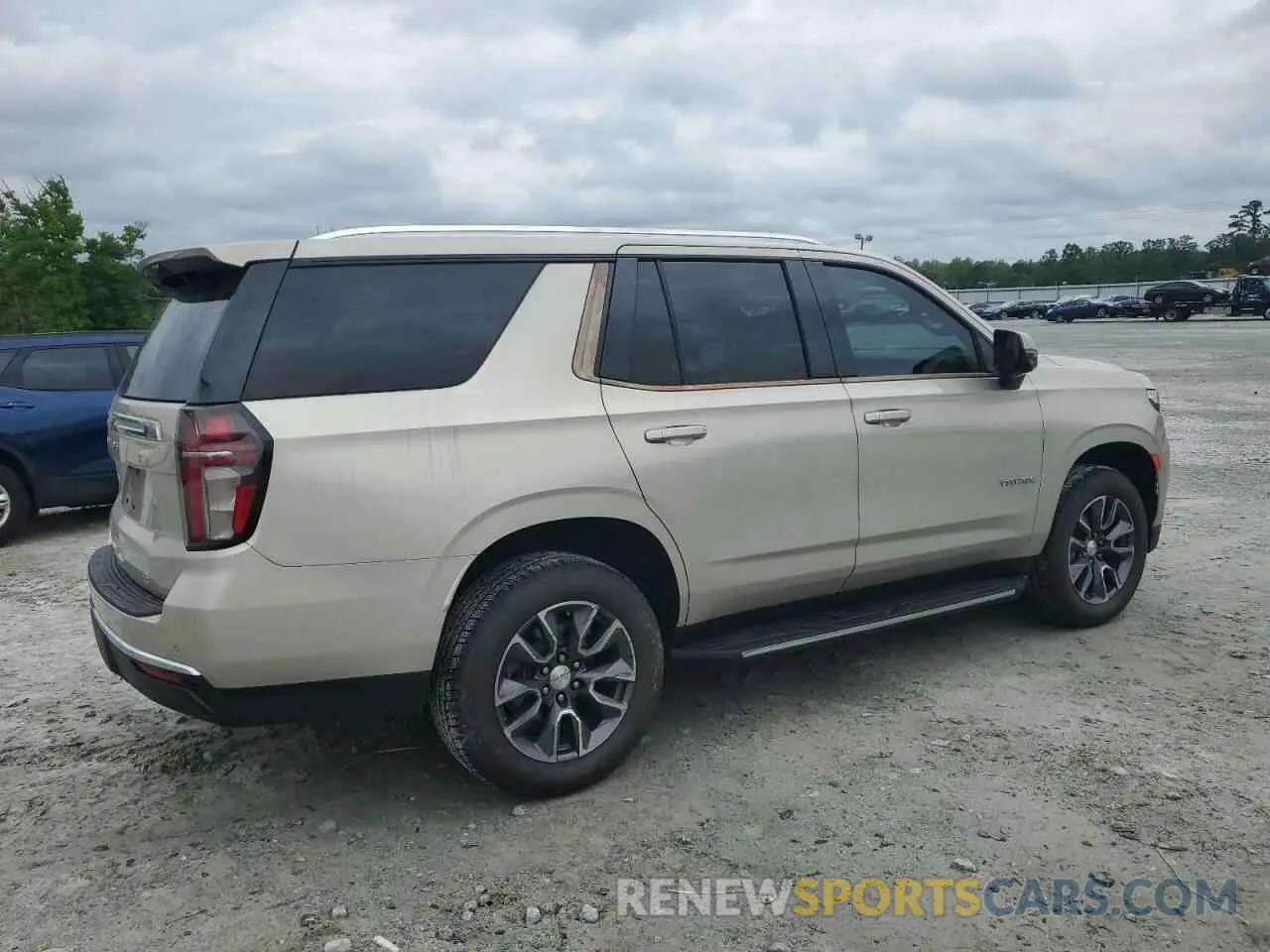 3 Photograph of a damaged car 1GNSCNKD0MR227811 CHEVROLET TAHOE 2021