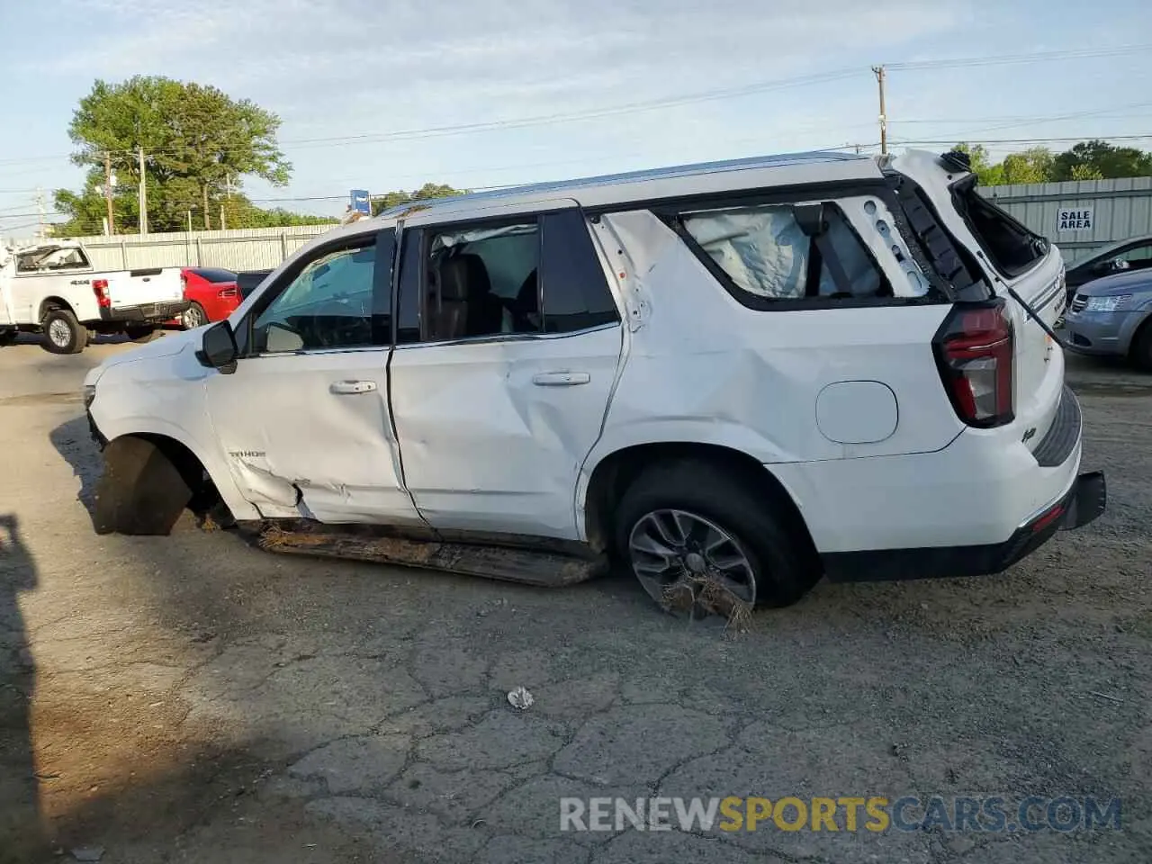 2 Photograph of a damaged car 1GNSCNKD1MR363008 CHEVROLET TAHOE 2021