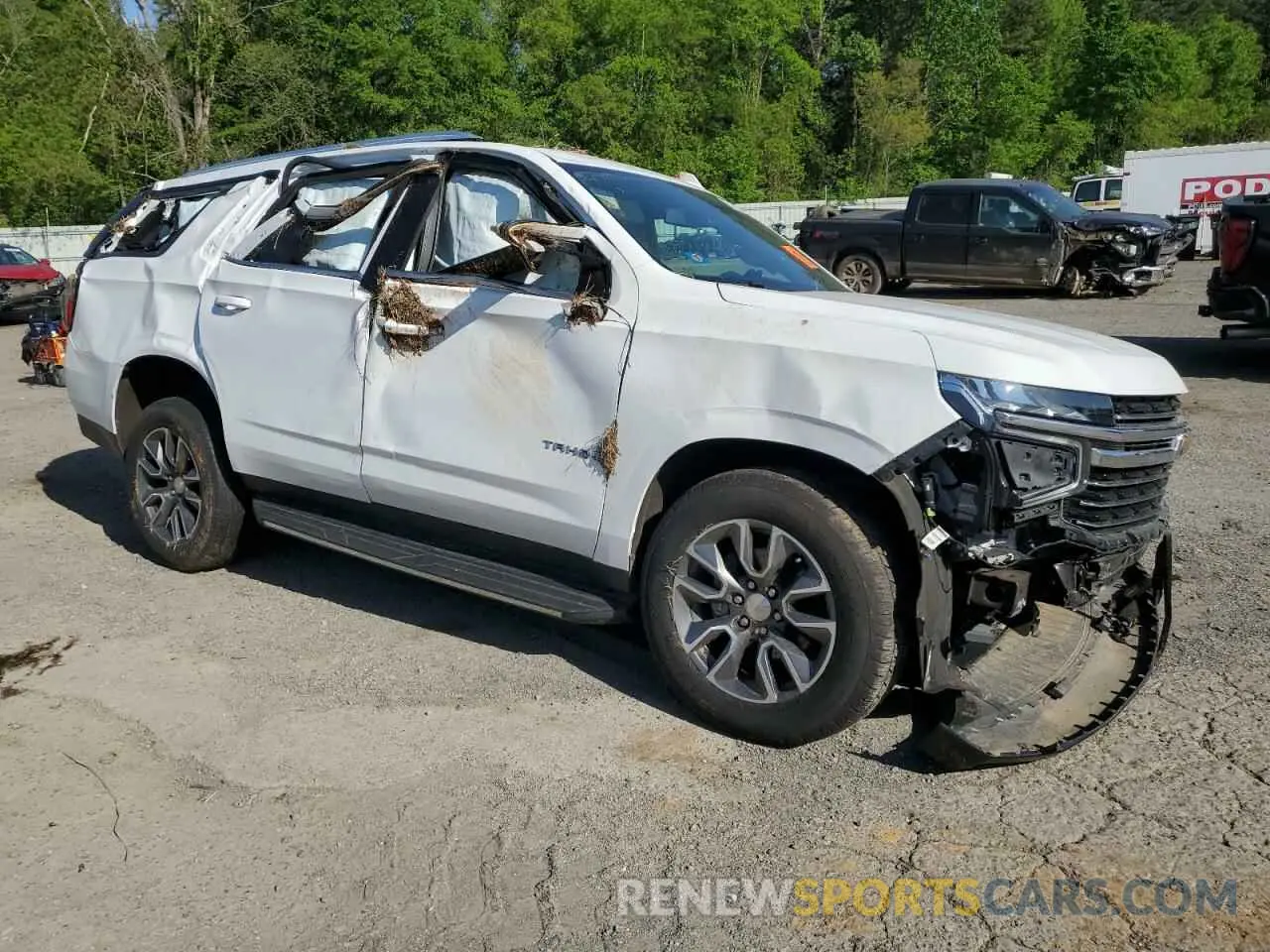4 Photograph of a damaged car 1GNSCNKD1MR363008 CHEVROLET TAHOE 2021