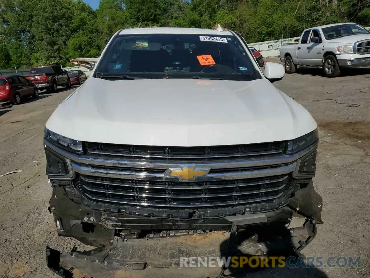 5 Photograph of a damaged car 1GNSCNKD1MR363008 CHEVROLET TAHOE 2021