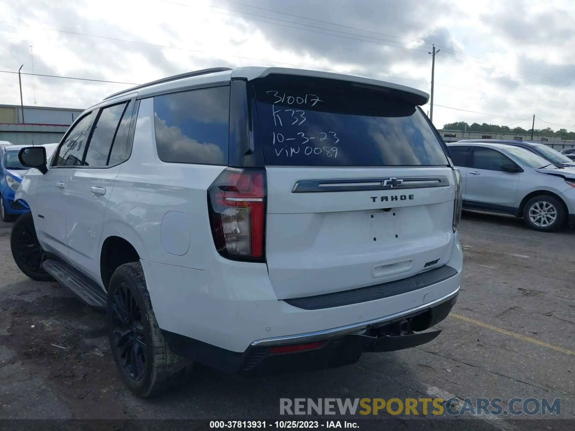 3 Photograph of a damaged car 1GNSCRKD9MR390089 CHEVROLET TAHOE 2021
