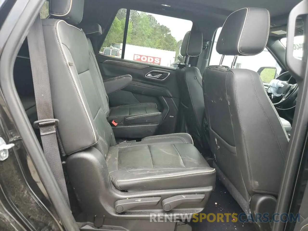 11 Photograph of a damaged car 1GNSCSKD1MR104260 CHEVROLET TAHOE 2021