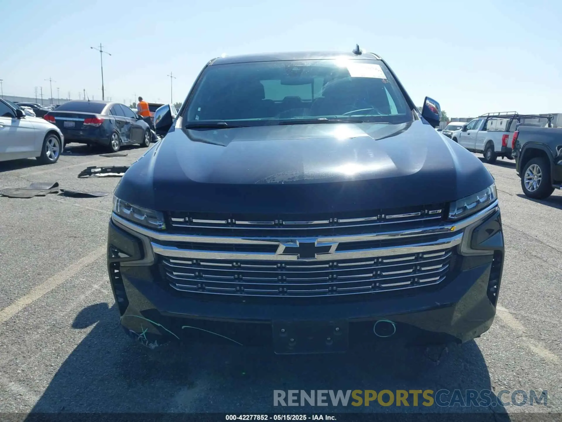 6 Photograph of a damaged car 1GNSCSKD5MR112698 CHEVROLET TAHOE 2021