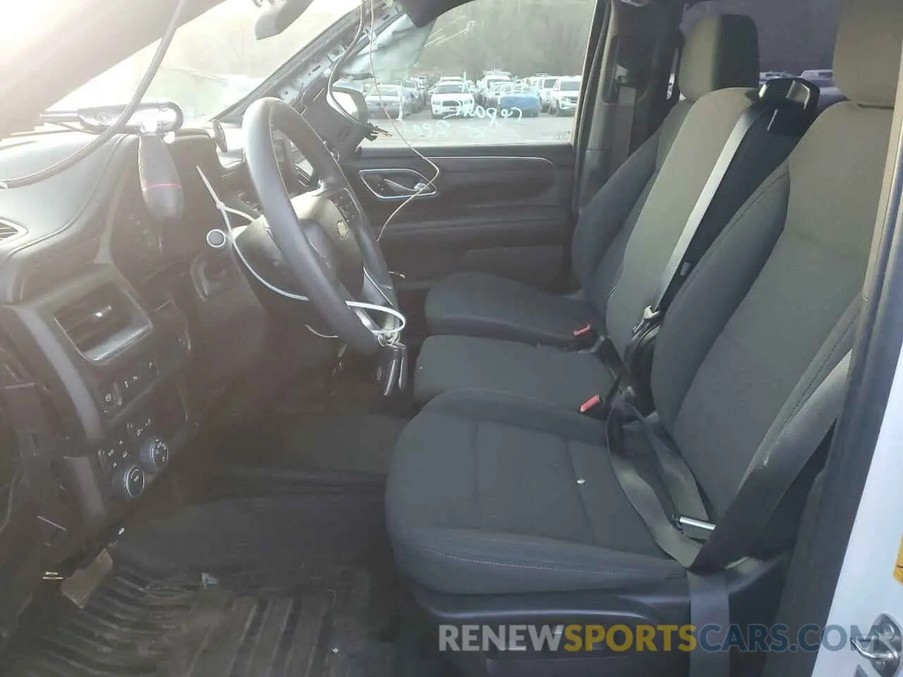 7 Photograph of a damaged car 1GNSKLED1MR360113 CHEVROLET TAHOE 2021
