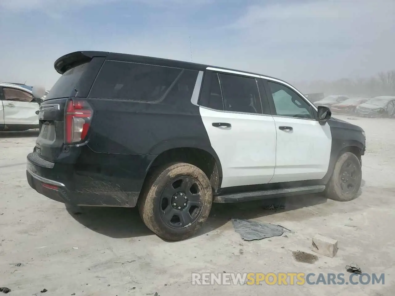 3 Photograph of a damaged car 1GNSKLED4MR375172 CHEVROLET TAHOE 2021