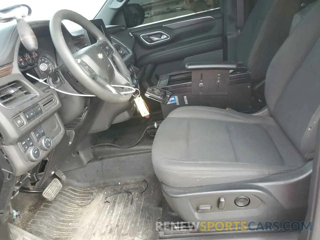 7 Photograph of a damaged car 1GNSKLED4MR443776 CHEVROLET TAHOE 2021