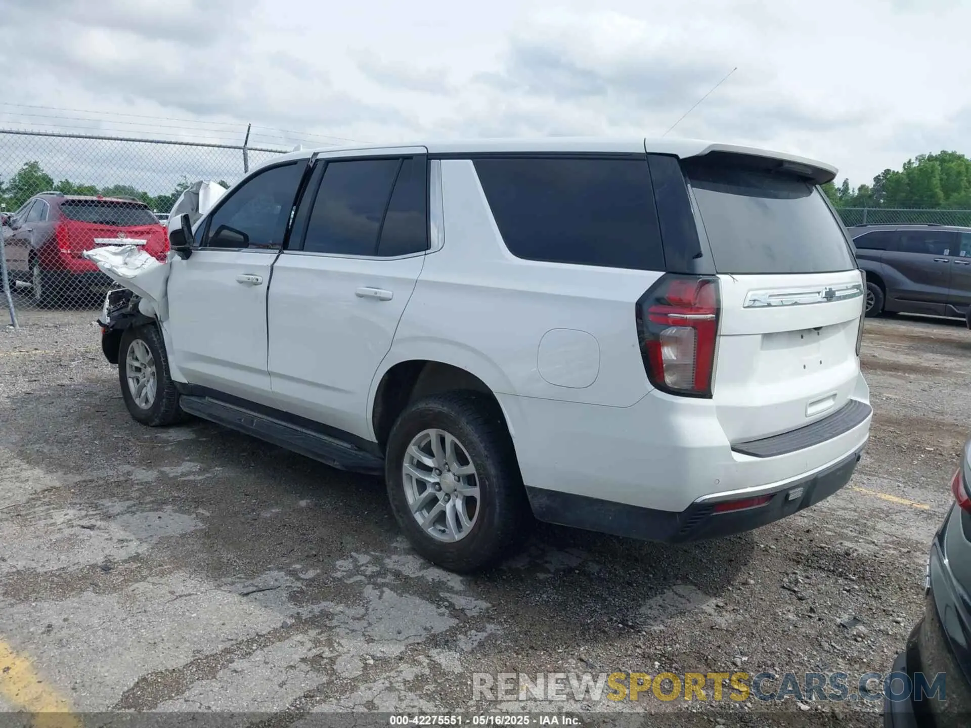 3 Photograph of a damaged car 1GNSKLEDXMR359932 CHEVROLET TAHOE 2021