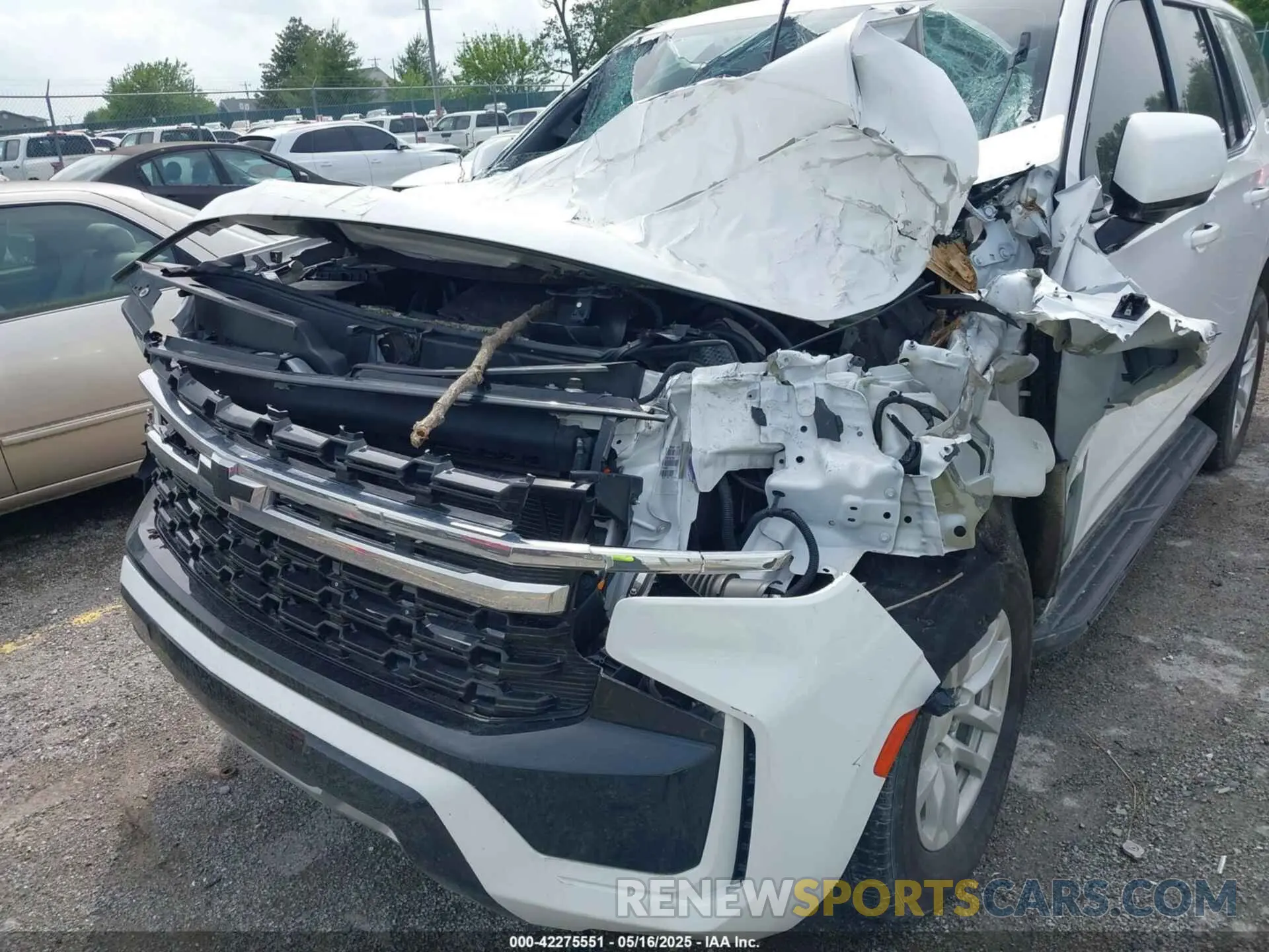 6 Photograph of a damaged car 1GNSKLEDXMR359932 CHEVROLET TAHOE 2021