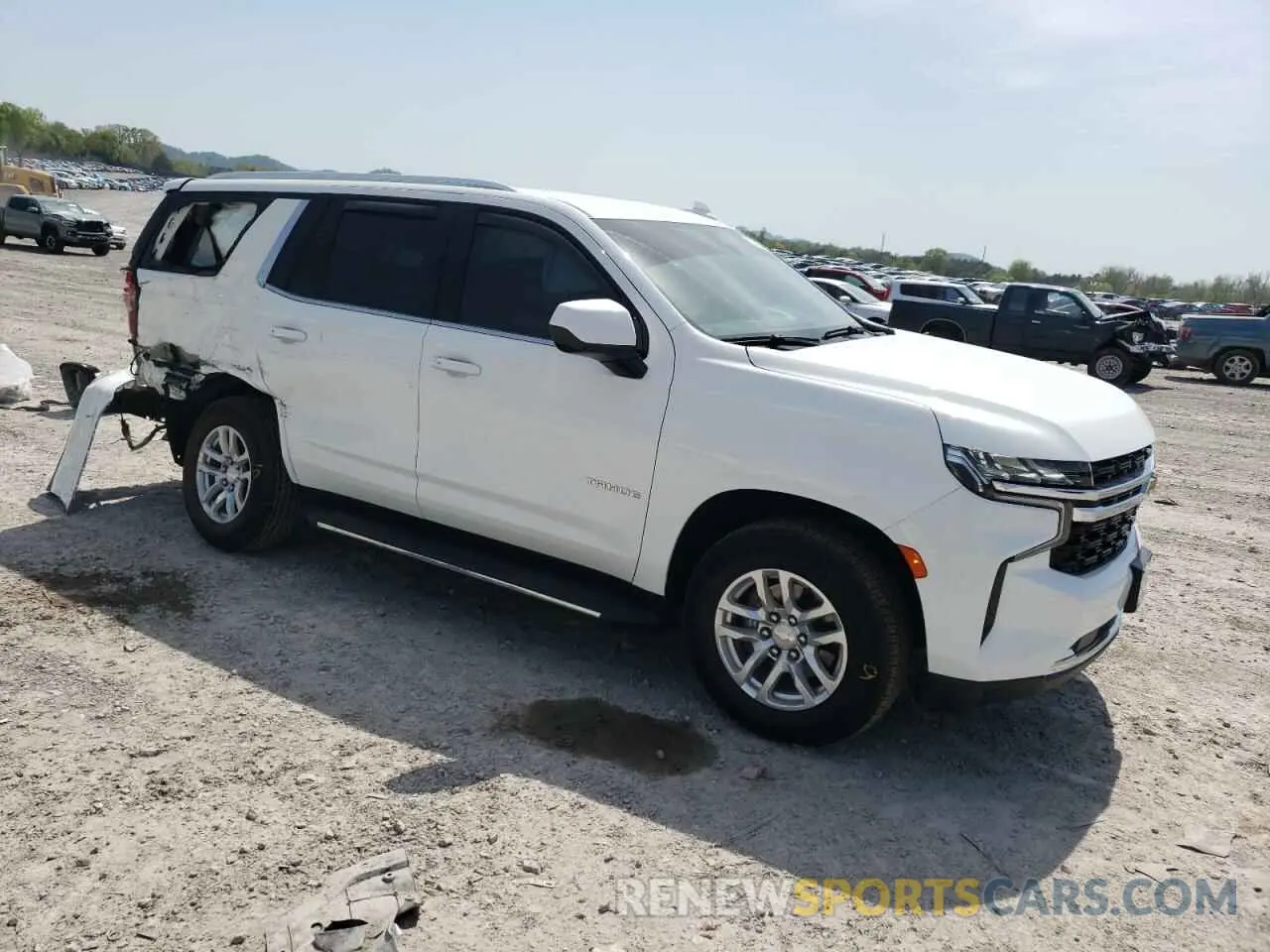 4 Photograph of a damaged car 1GNSKMKD0MR315982 CHEVROLET TAHOE 2021