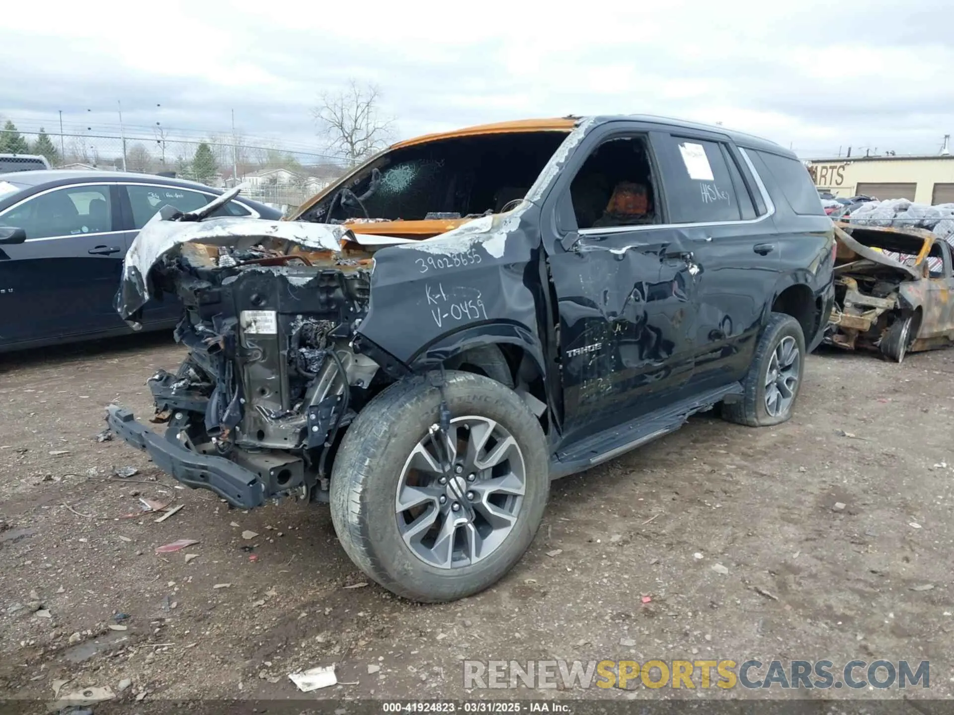 2 Photograph of a damaged car 1GNSKMKD1MR290459 CHEVROLET TAHOE 2021