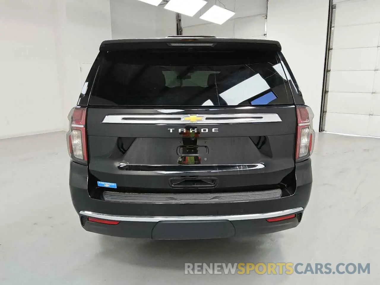 6 Photograph of a damaged car 1GNSKMKD1MR432213 CHEVROLET TAHOE 2021