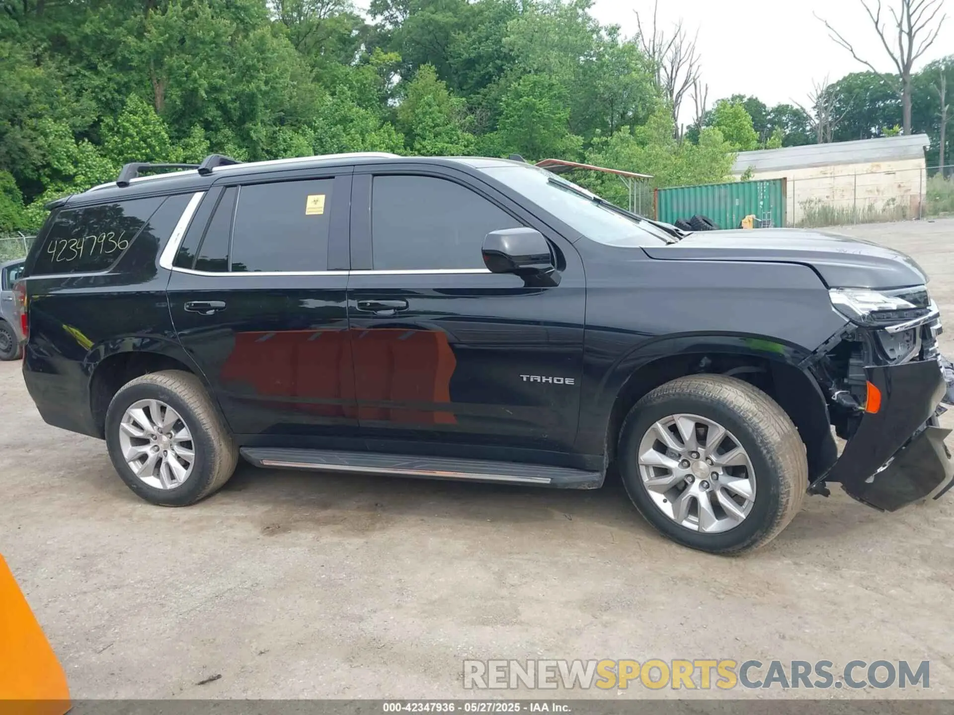 13 Photograph of a damaged car 1GNSKNKD0MR372236 CHEVROLET TAHOE 2021