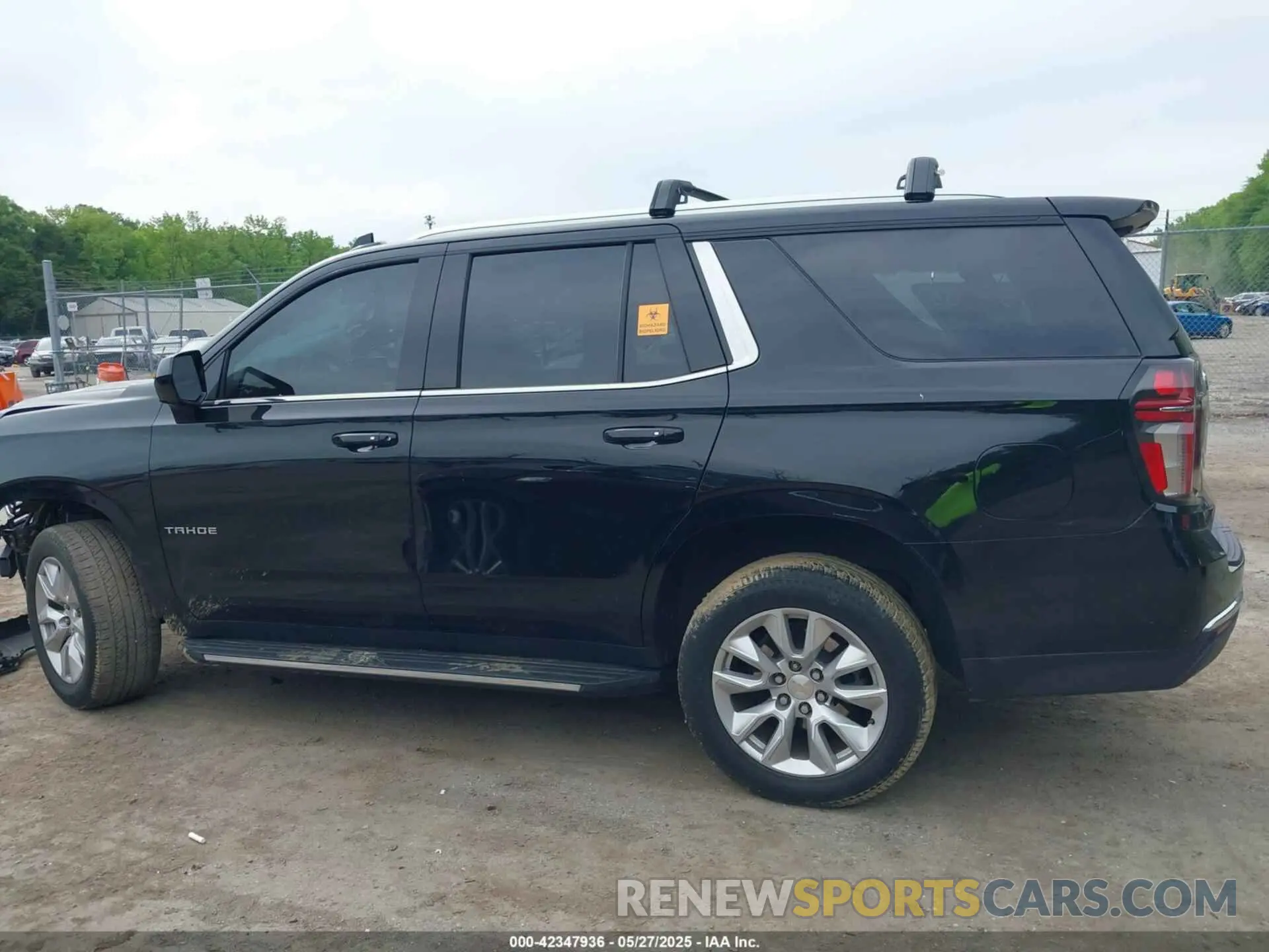 14 Photograph of a damaged car 1GNSKNKD0MR372236 CHEVROLET TAHOE 2021