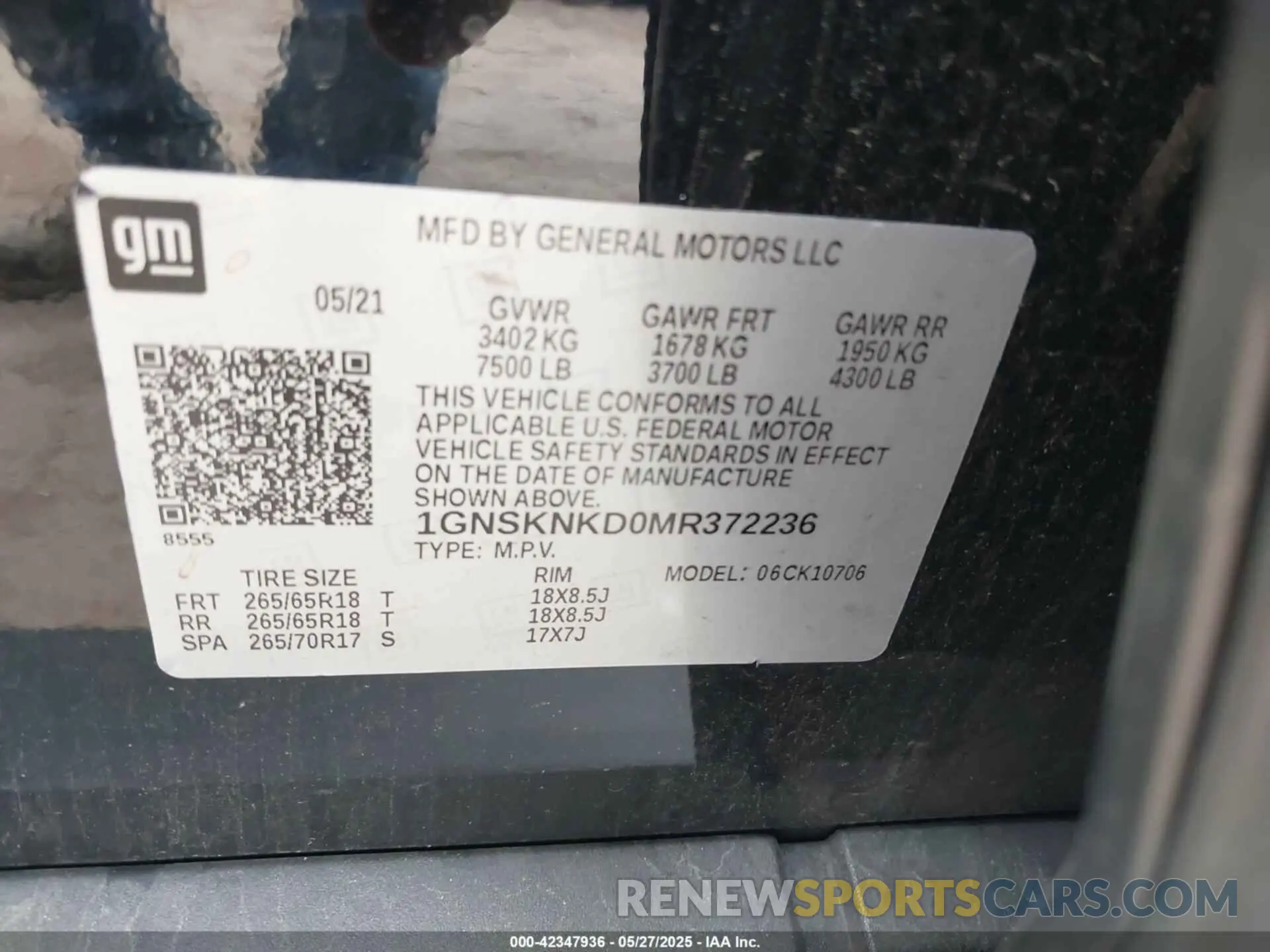 9 Photograph of a damaged car 1GNSKNKD0MR372236 CHEVROLET TAHOE 2021