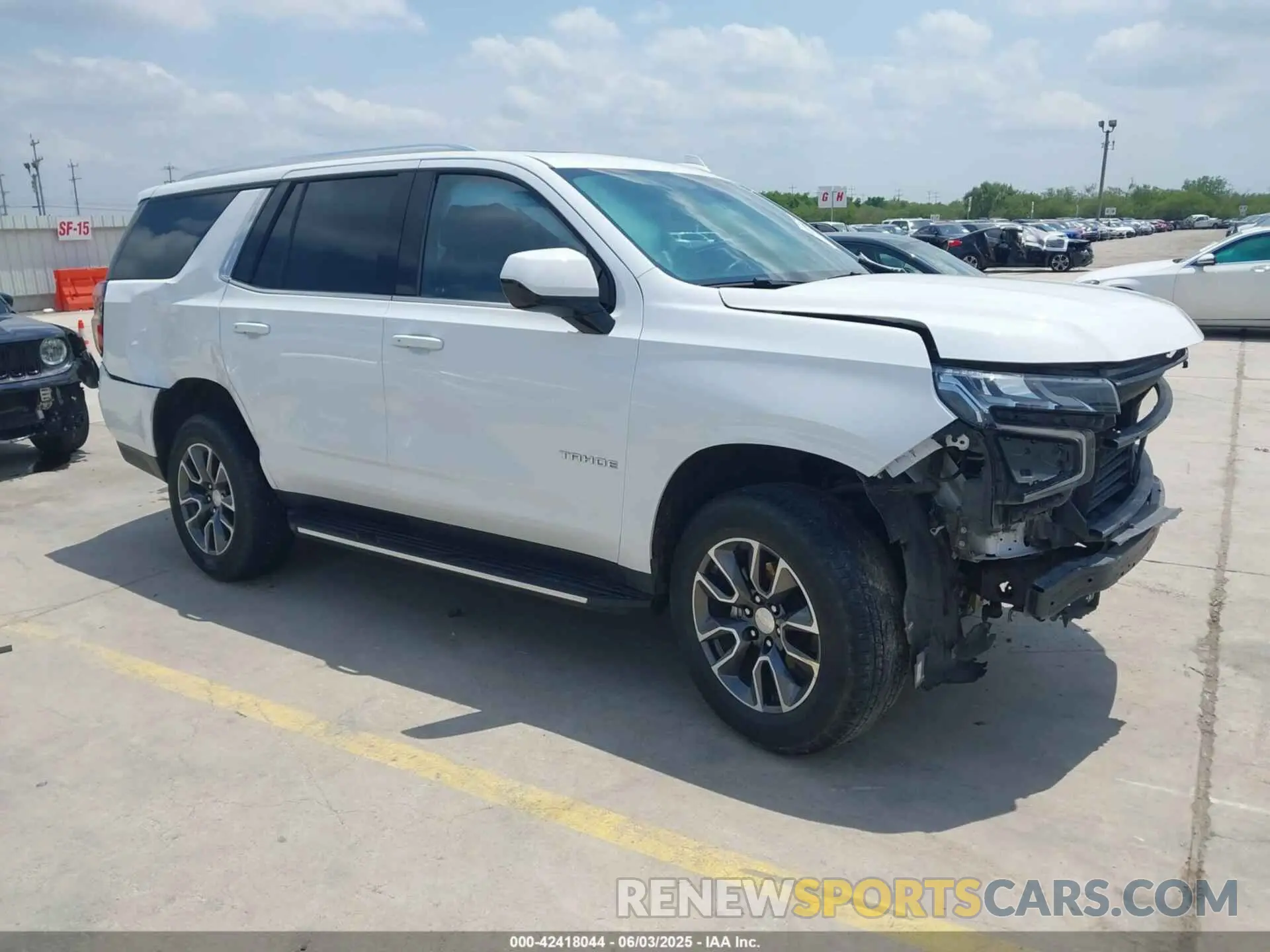 1 Photograph of a damaged car 1GNSKNKD0MR488813 CHEVROLET TAHOE 2021