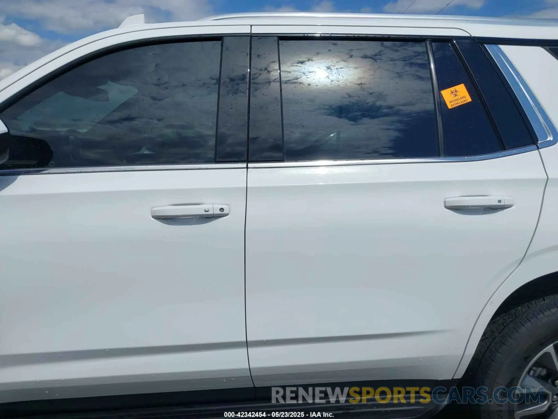 14 Photograph of a damaged car 1GNSKNKD1MR441712 CHEVROLET TAHOE 2021