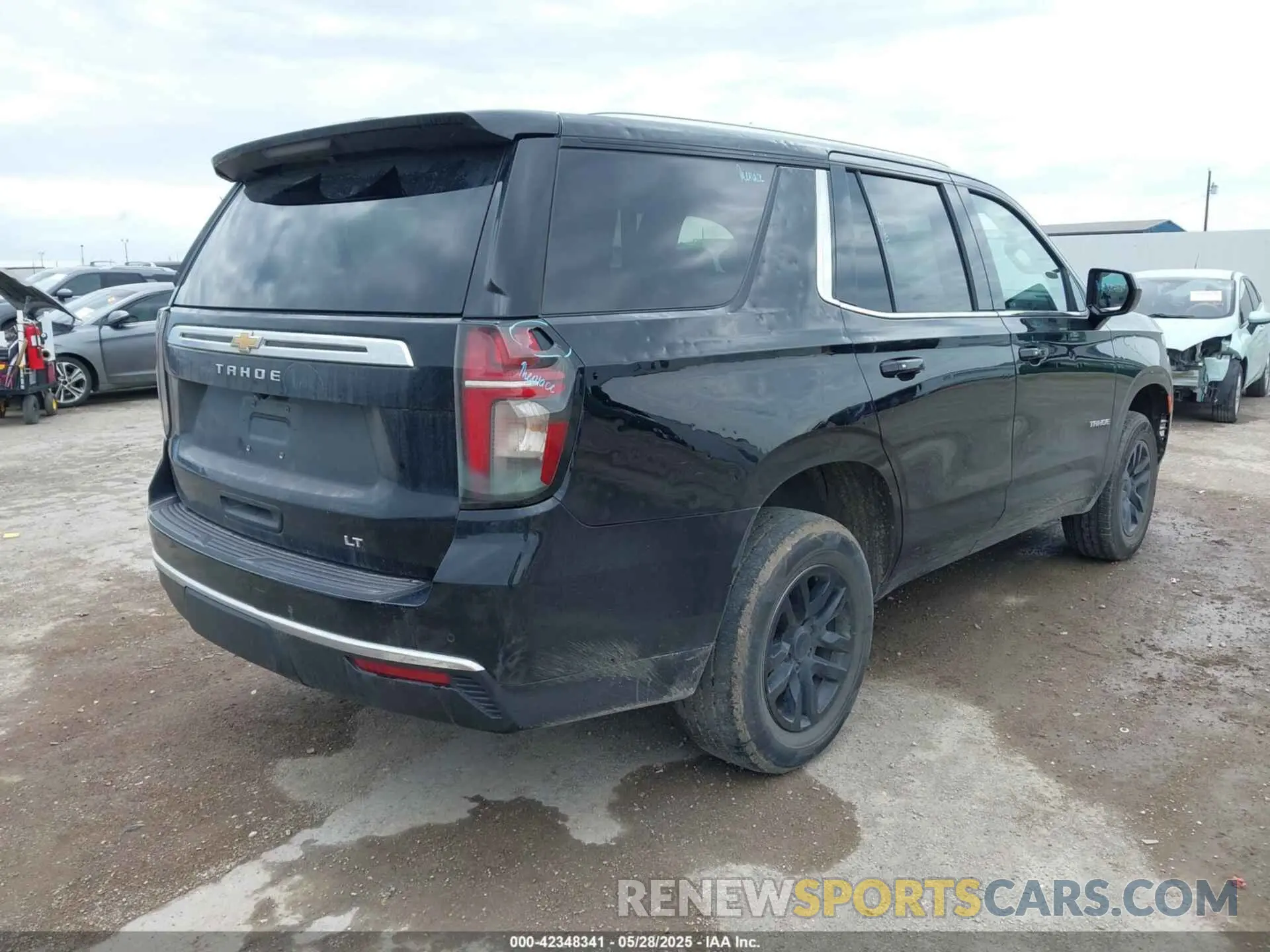 4 Photograph of a damaged car 1GNSKNKD2MR120746 CHEVROLET TAHOE 2021