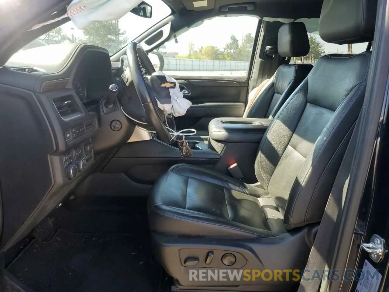 7 Photograph of a damaged car 1GNSKNKD4MR126368 CHEVROLET TAHOE 2021