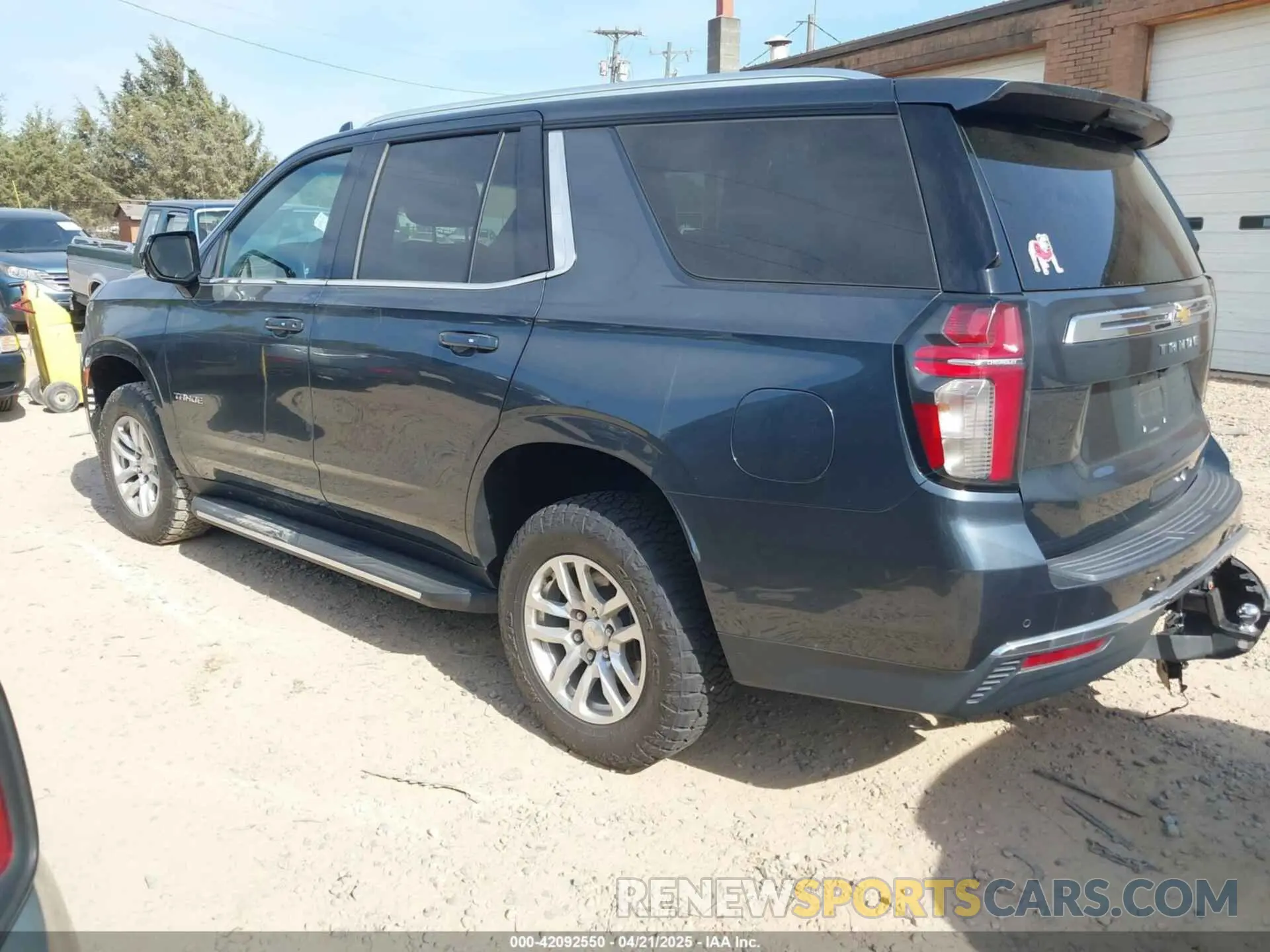 3 Photograph of a damaged car 1GNSKNKD4MR250981 CHEVROLET TAHOE 2021