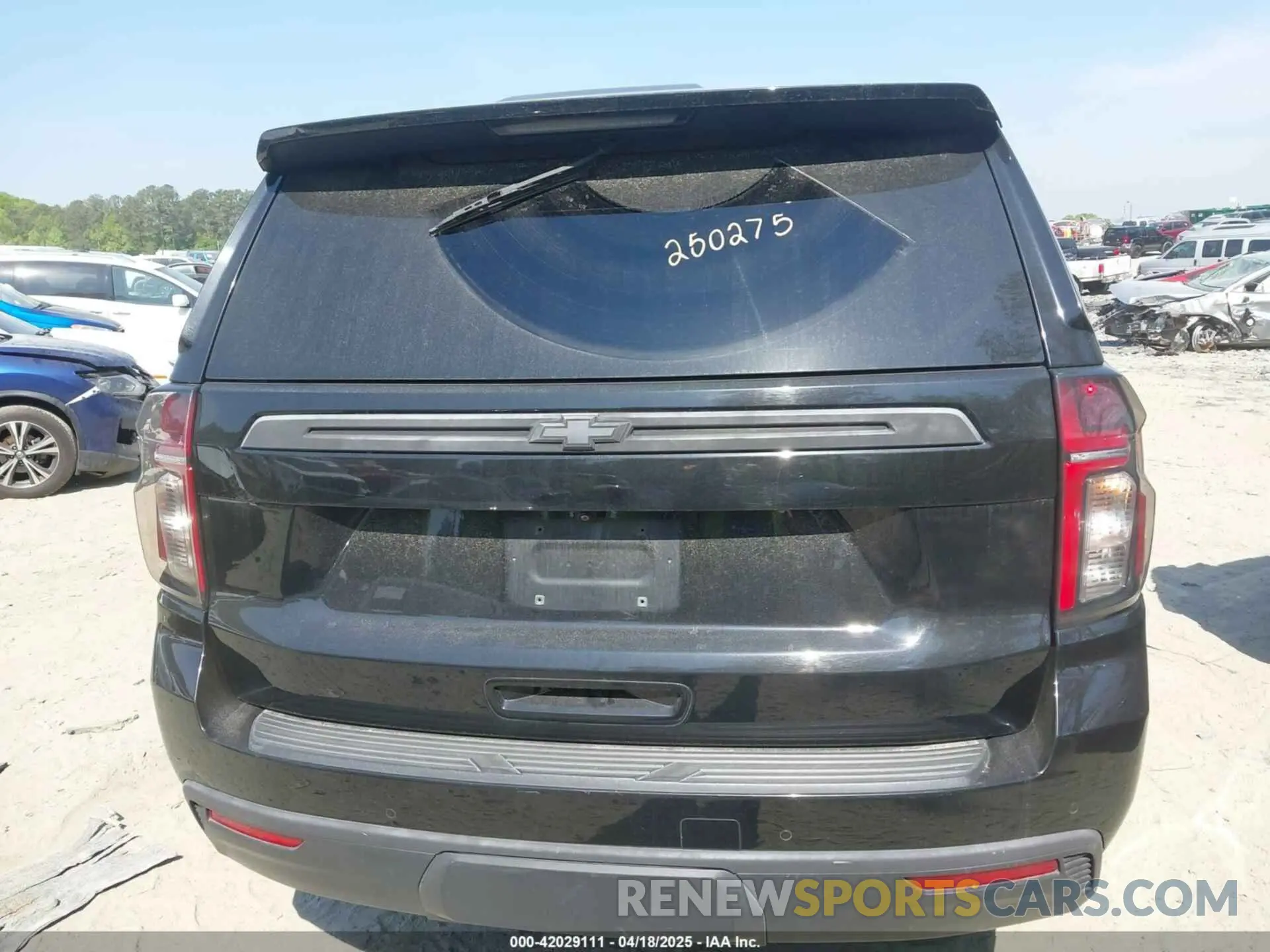 16 Photograph of a damaged car 1GNSKNKD4MR407053 CHEVROLET TAHOE 2021