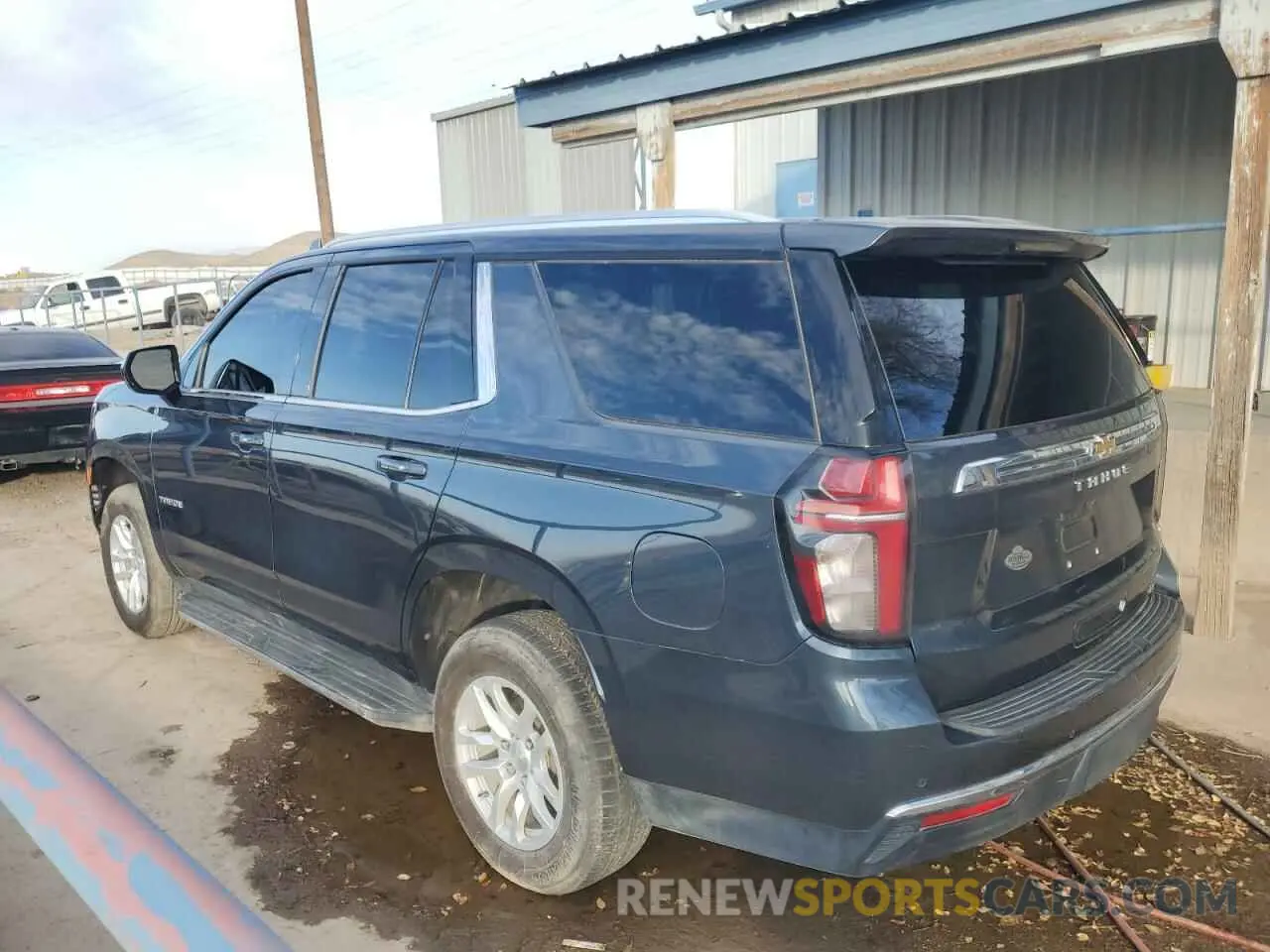 2 Photograph of a damaged car 1GNSKNKD5MR252240 CHEVROLET TAHOE 2021