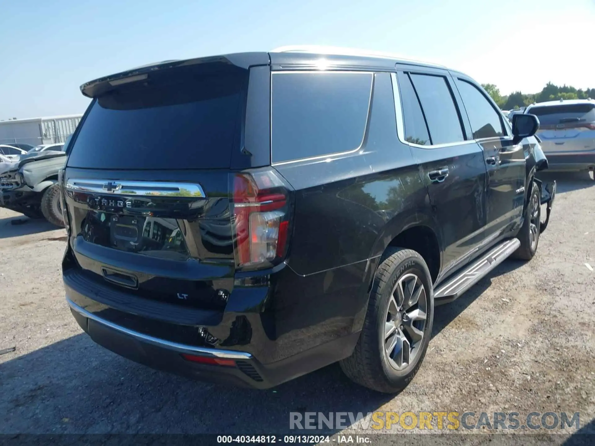 4 Photograph of a damaged car 1GNSKNKD8MR485559 CHEVROLET TAHOE 2021