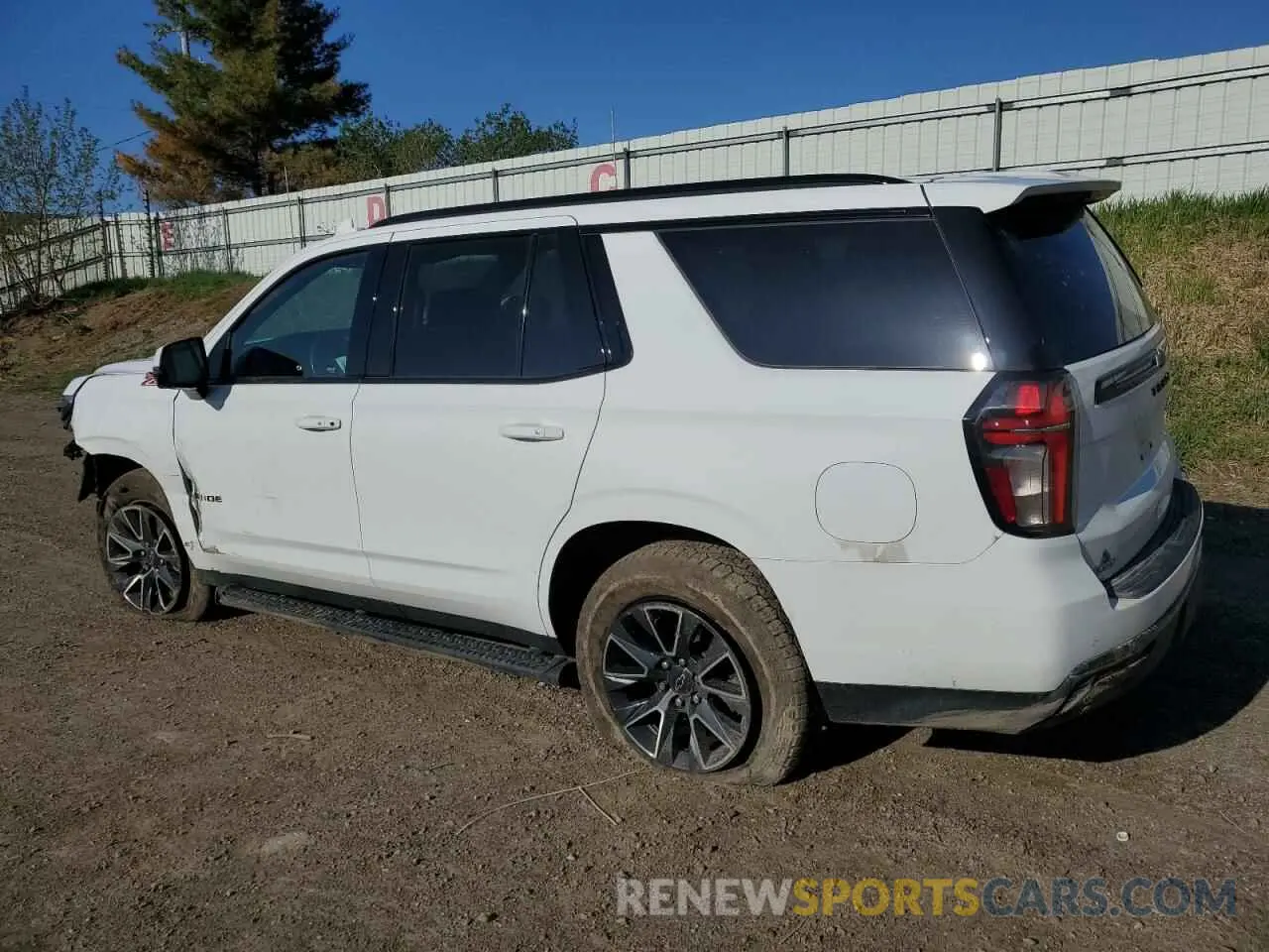 2 Photograph of a damaged car 1GNSKPKD0MR107957 CHEVROLET TAHOE 2021