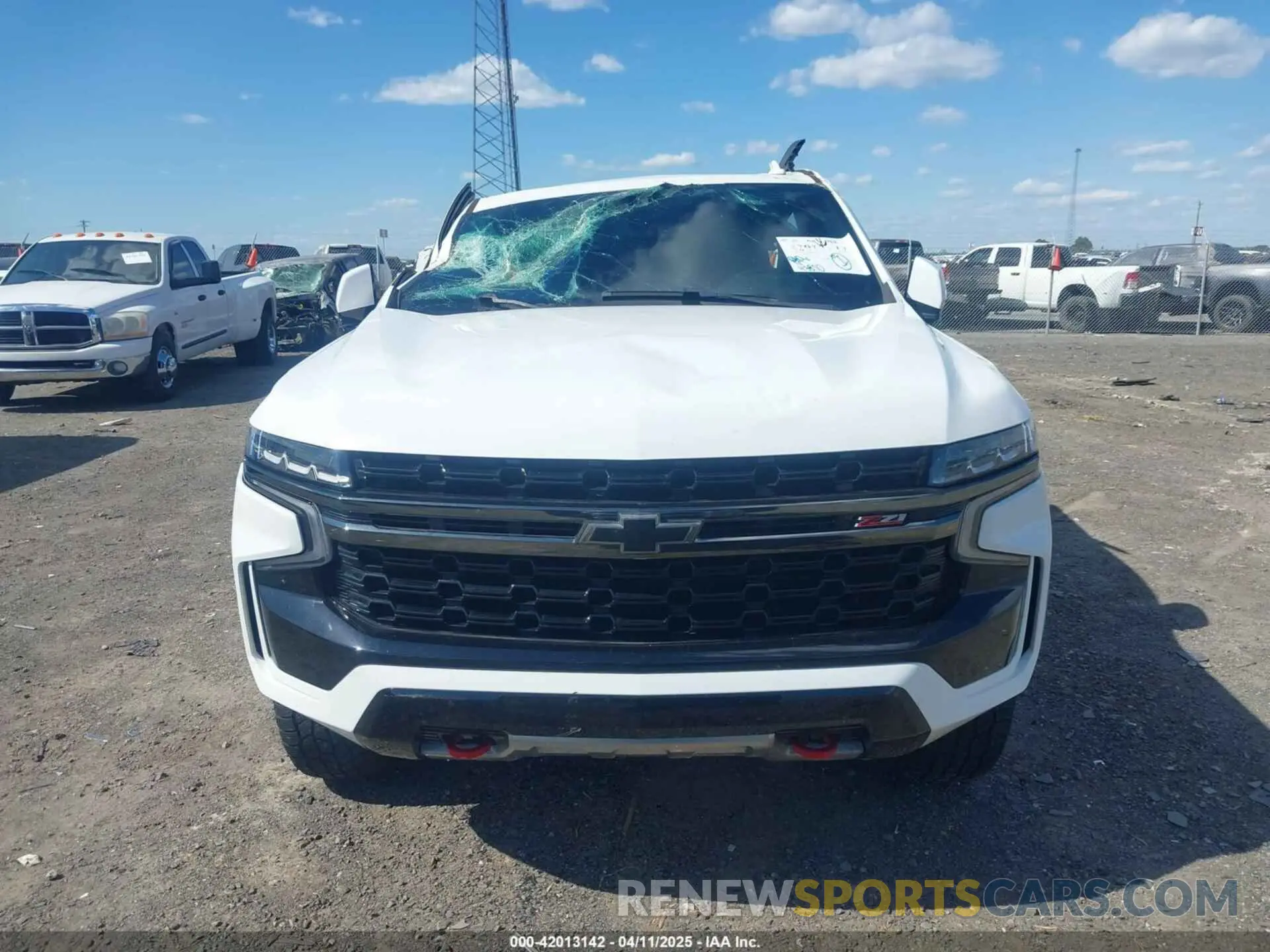 12 Photograph of a damaged car 1GNSKPKD0MR160223 CHEVROLET TAHOE 2021