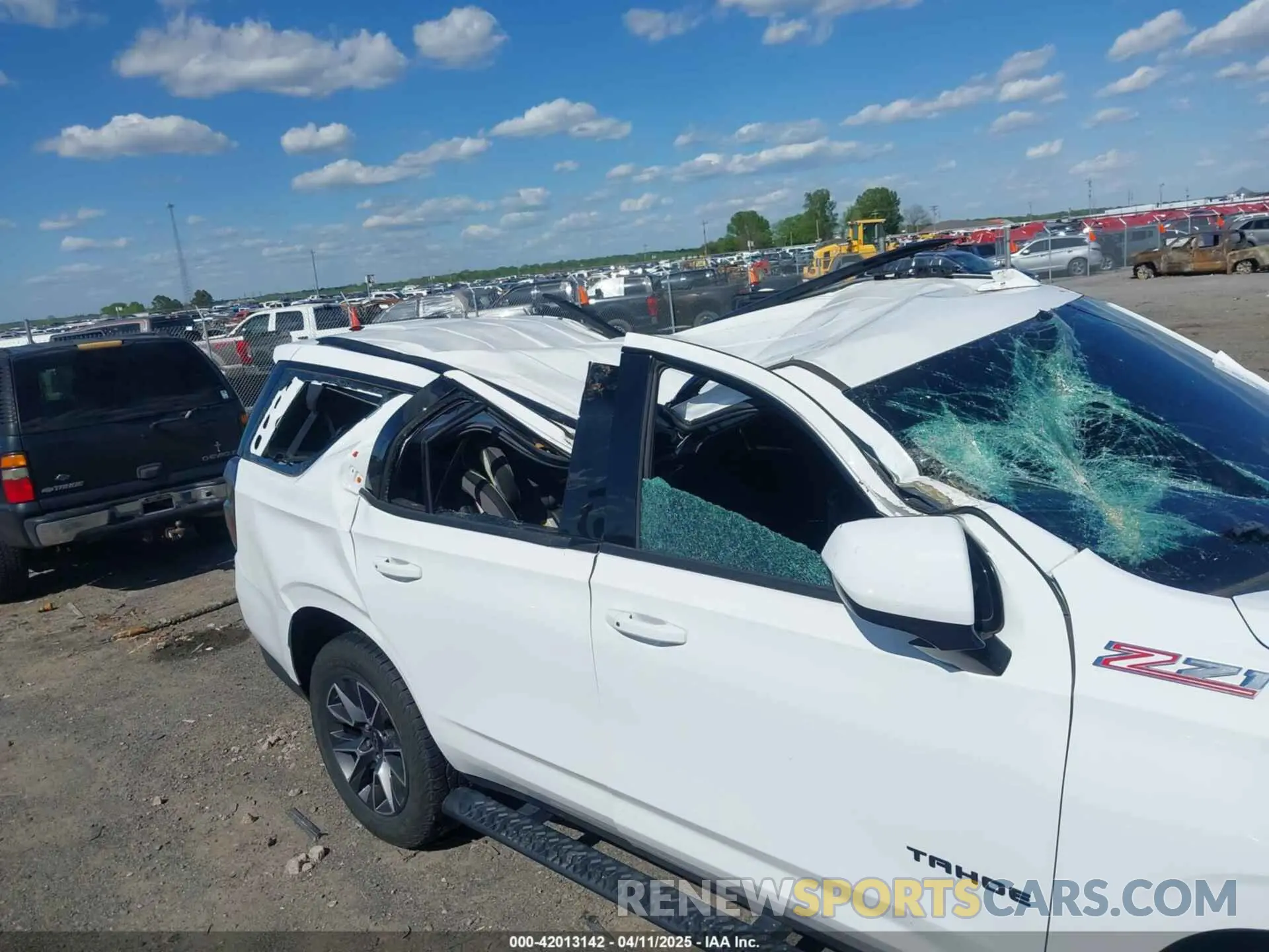 6 Photograph of a damaged car 1GNSKPKD0MR160223 CHEVROLET TAHOE 2021