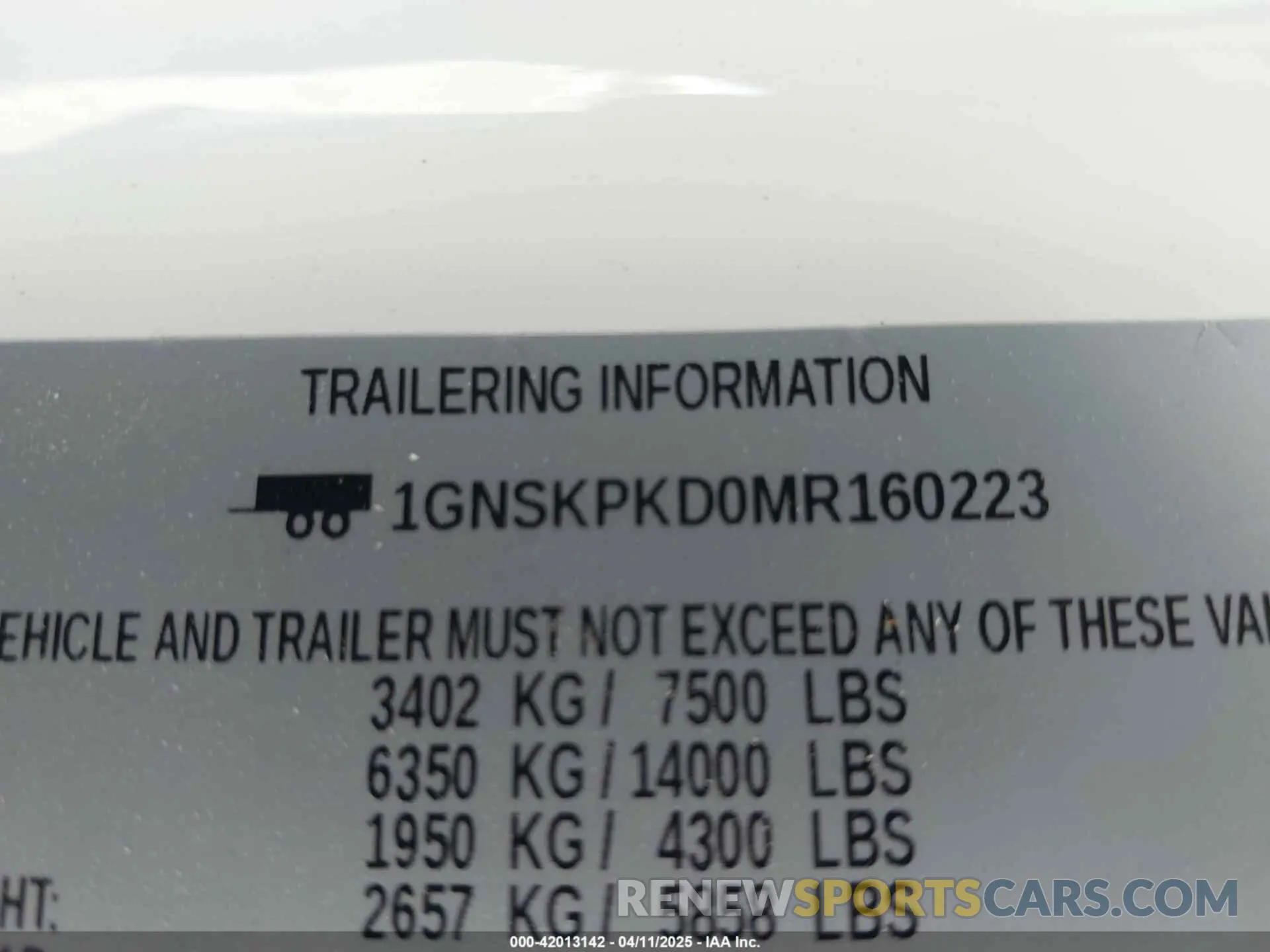9 Photograph of a damaged car 1GNSKPKD0MR160223 CHEVROLET TAHOE 2021