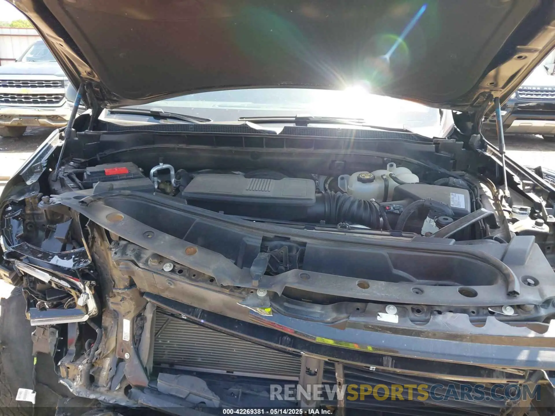10 Photograph of a damaged car 1GNSKPKD1MR313689 CHEVROLET TAHOE 2021