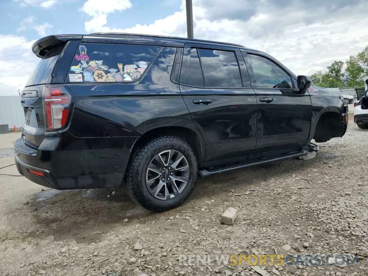 3 Photograph of a damaged car 1GNSKPKD5MR385270 CHEVROLET TAHOE 2021