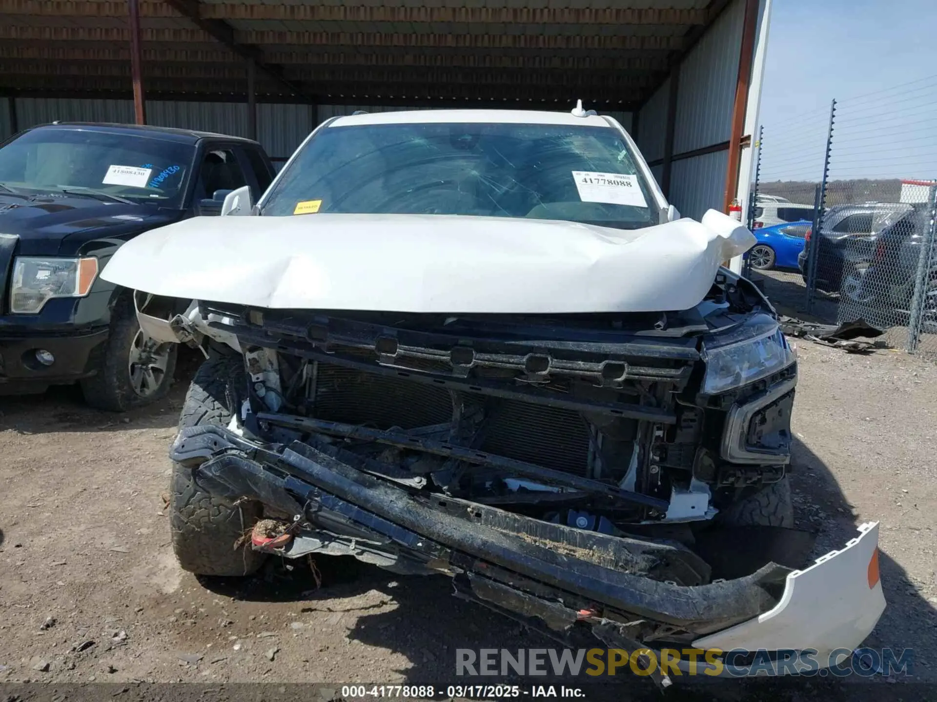 13 Photograph of a damaged car 1GNSKPKD7MR117286 CHEVROLET TAHOE 2021