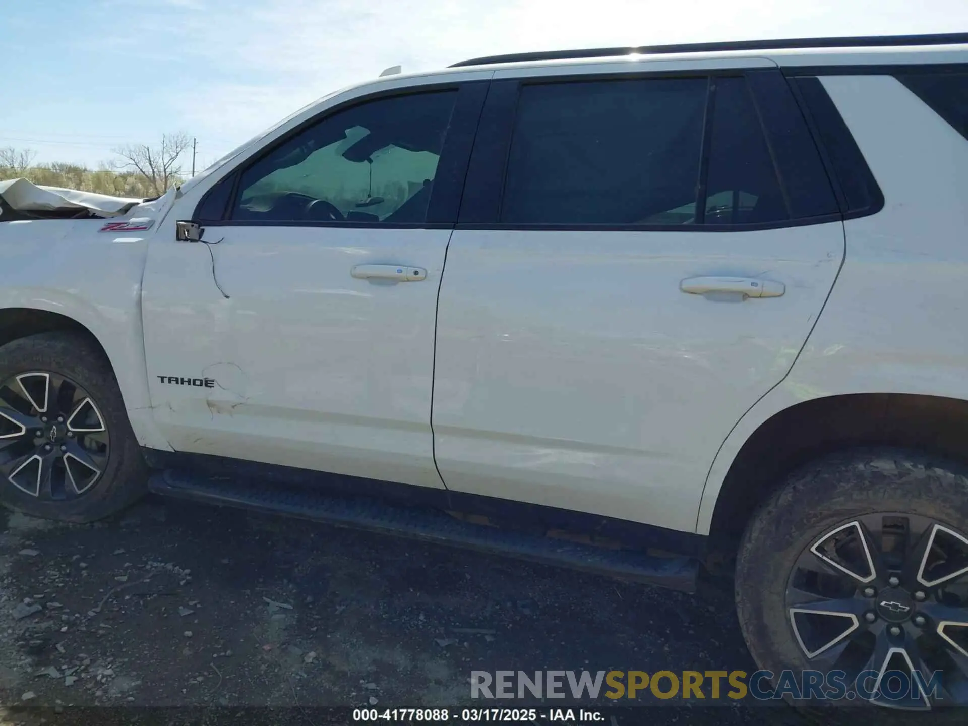 15 Photograph of a damaged car 1GNSKPKD7MR117286 CHEVROLET TAHOE 2021