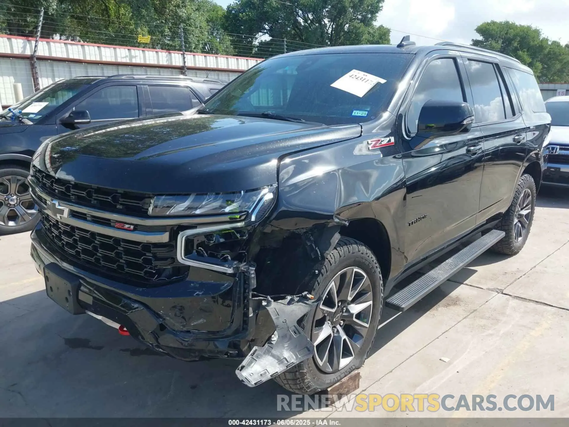 2 Photograph of a damaged car 1GNSKPKD8MR278374 CHEVROLET TAHOE 2021
