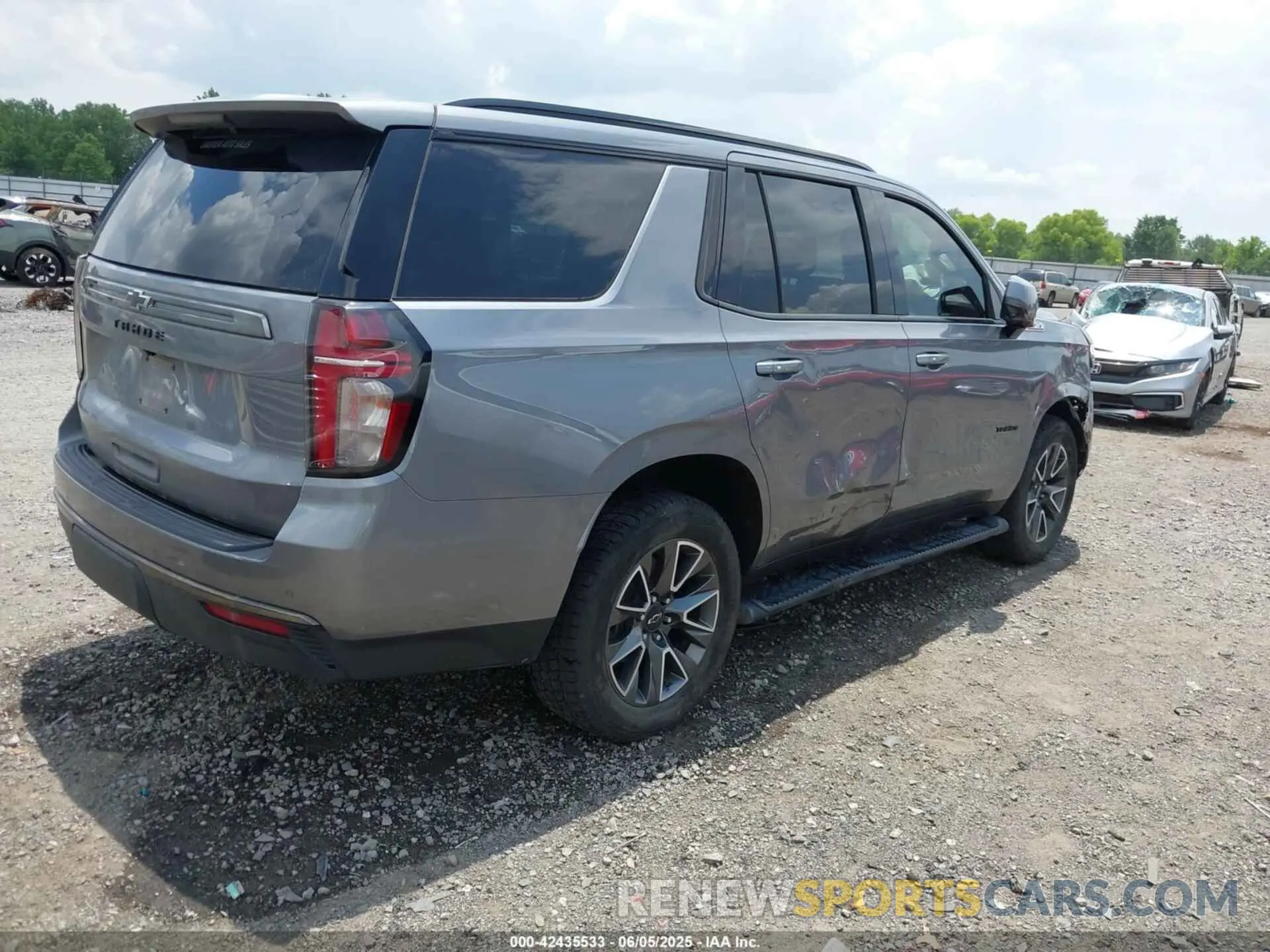 4 Photograph of a damaged car 1GNSKPKD8MR299368 CHEVROLET TAHOE 2021