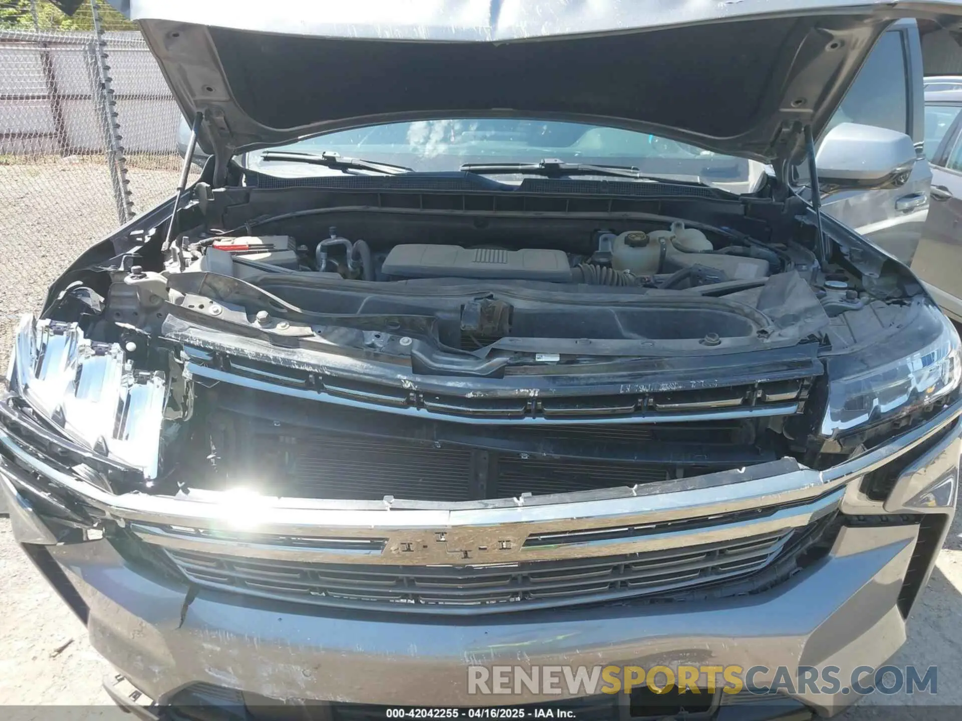 10 Photograph of a damaged car 1GNSKRKD1MR334280 CHEVROLET TAHOE 2021