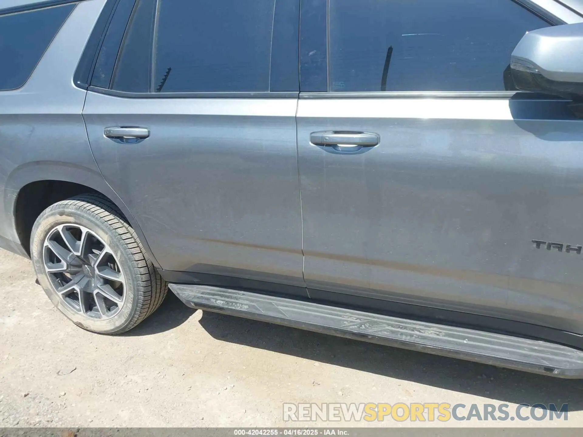 13 Photograph of a damaged car 1GNSKRKD1MR334280 CHEVROLET TAHOE 2021