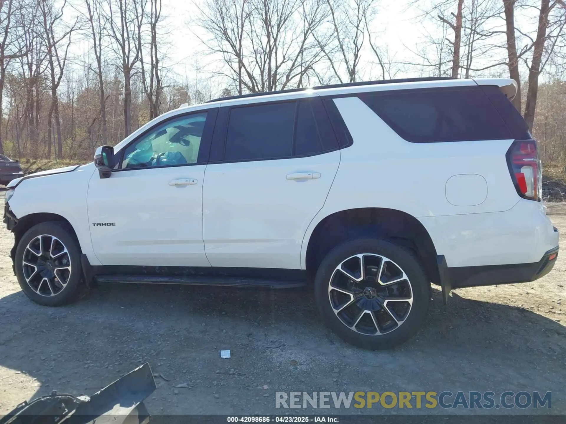 14 Photograph of a damaged car 1GNSKRKD6MR306510 CHEVROLET TAHOE 2021