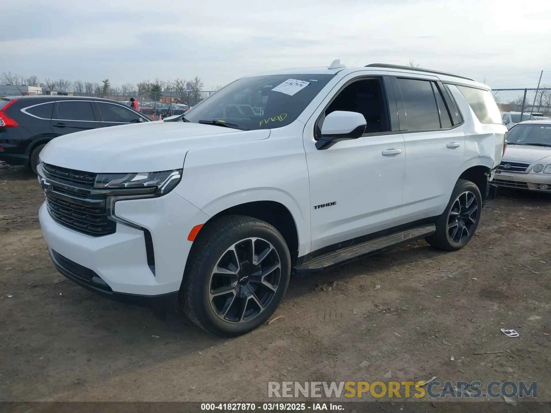 2 Photograph of a damaged car 1GNSKRKD8MR437213 CHEVROLET TAHOE 2021
