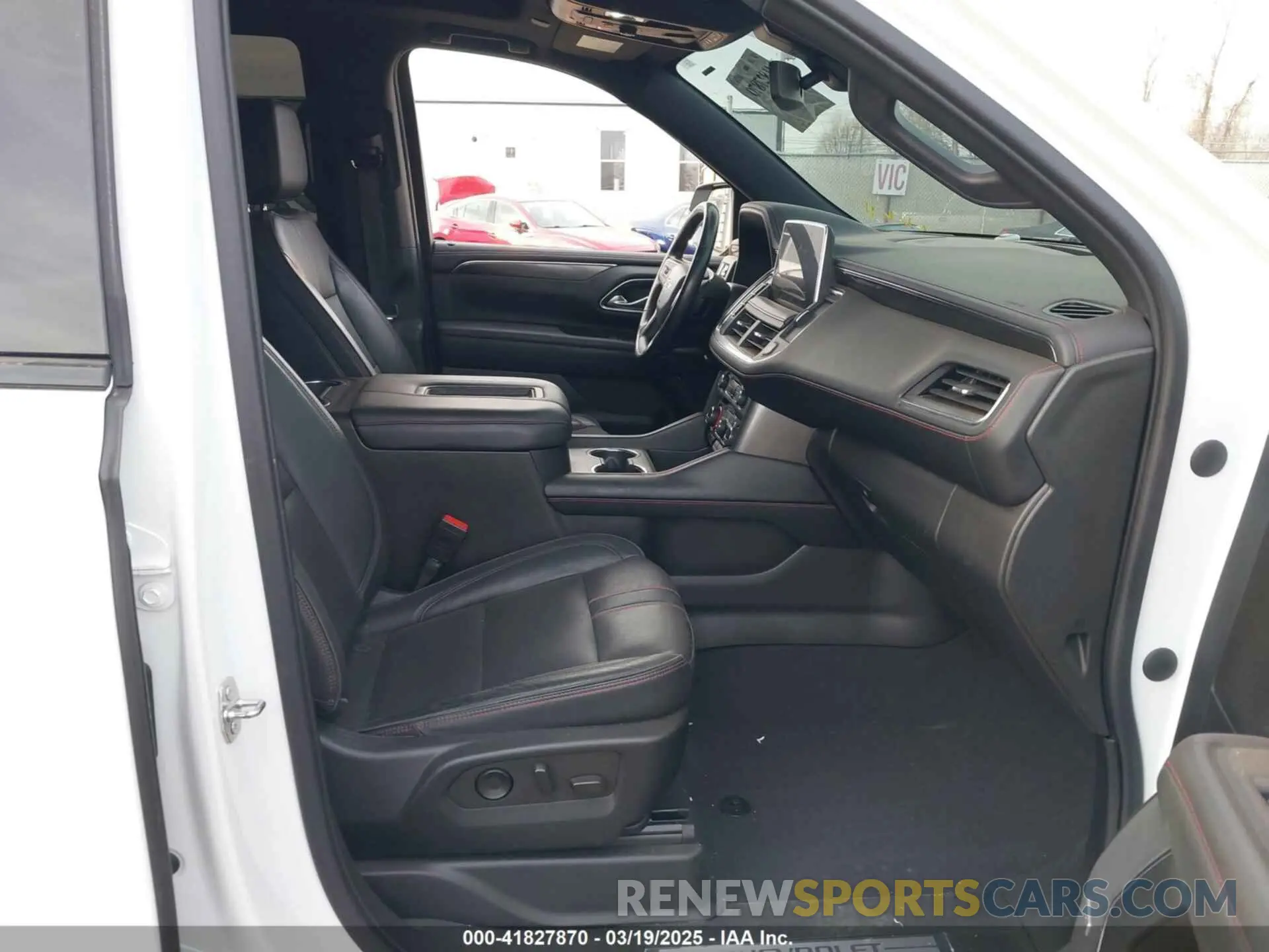 5 Photograph of a damaged car 1GNSKRKD8MR437213 CHEVROLET TAHOE 2021